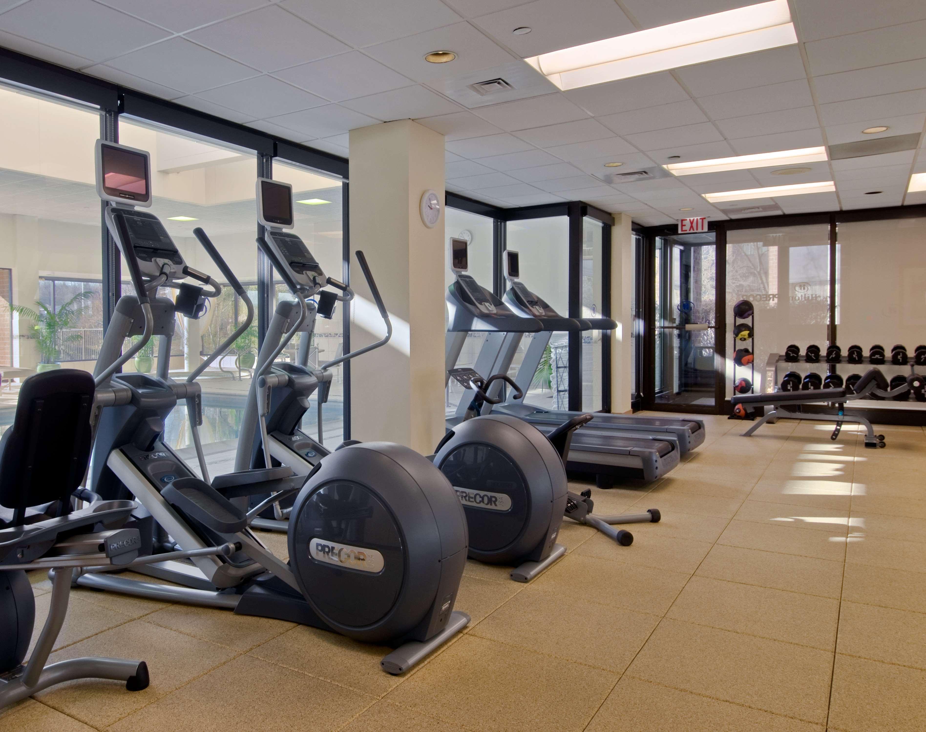 Doubletree By Hilton Lisle Naperville Bagian luar foto