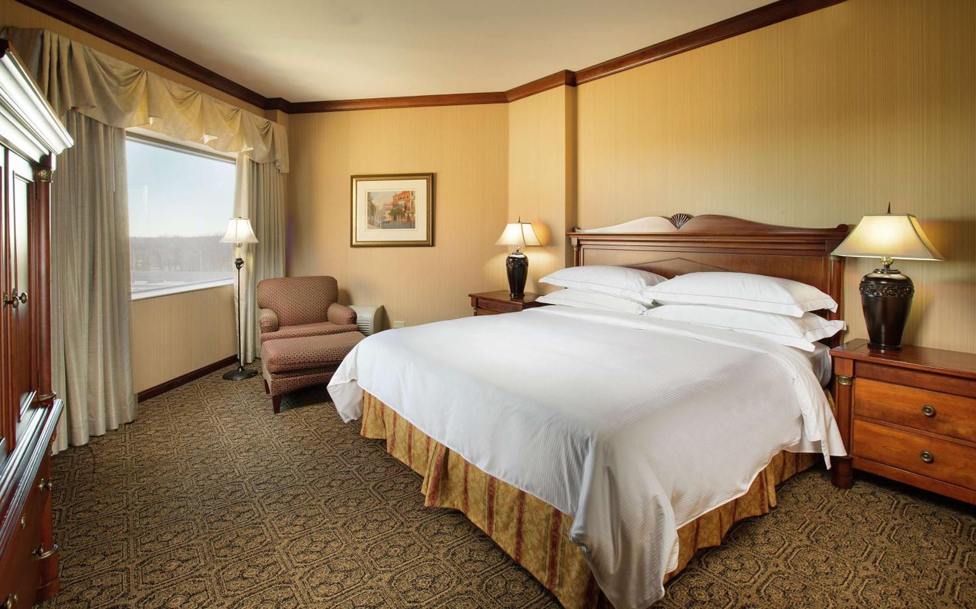 Doubletree By Hilton Lisle Naperville Bagian luar foto