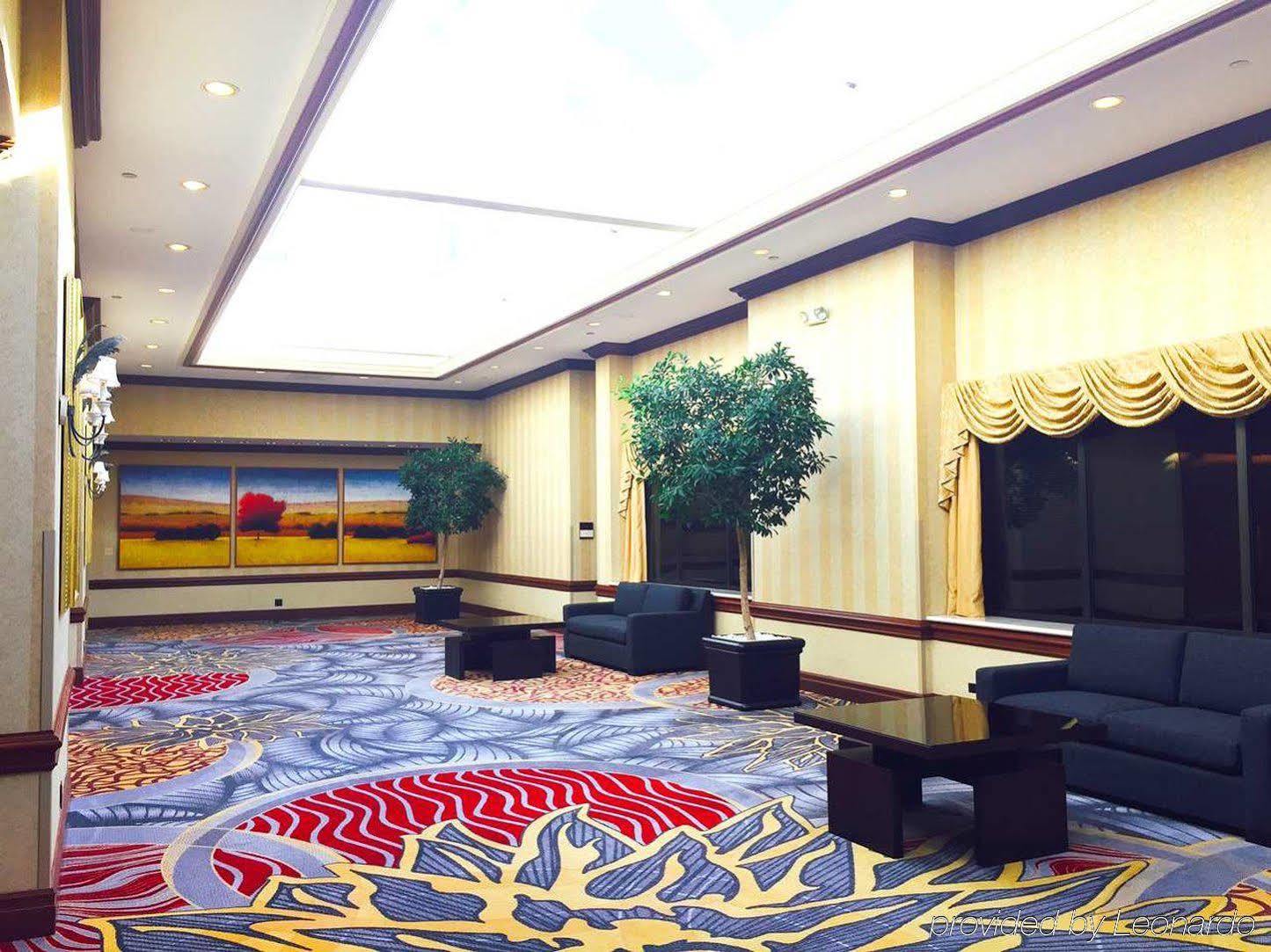 Doubletree By Hilton Lisle Naperville Bagian luar foto