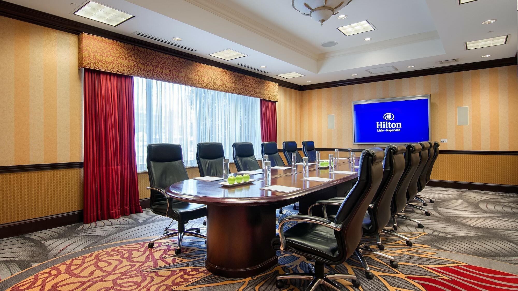 Doubletree By Hilton Lisle Naperville Bagian luar foto