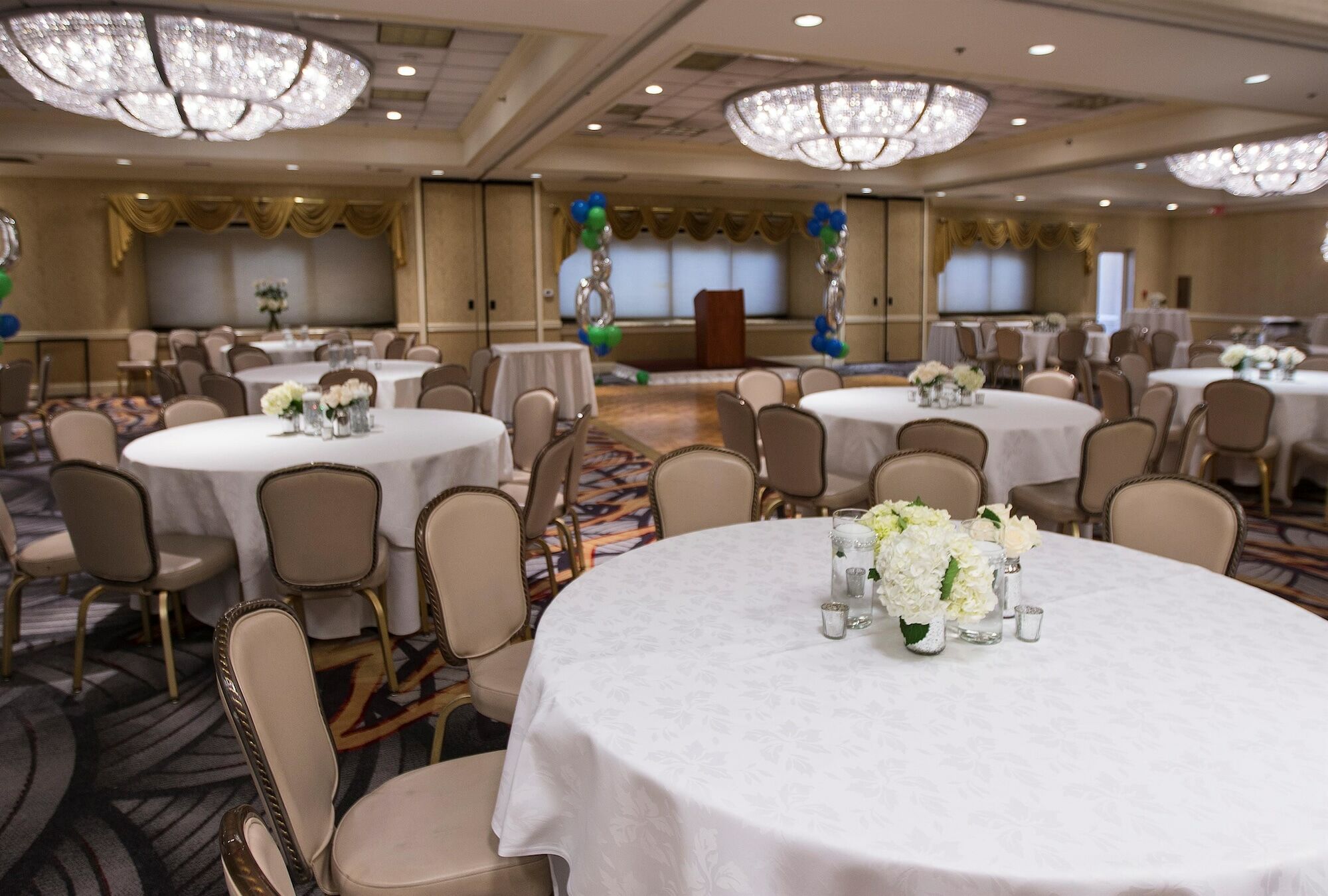 Doubletree By Hilton Lisle Naperville Bagian luar foto